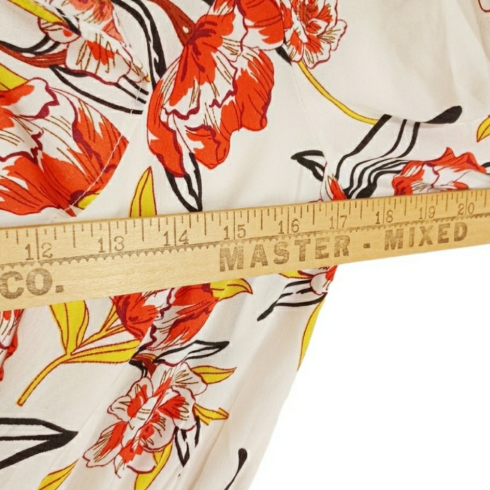 NASTY GAL VERA & LUCY Red Yellow Black Floral Print Ruffle Romper Medium NWT - Picture 7 of 8
